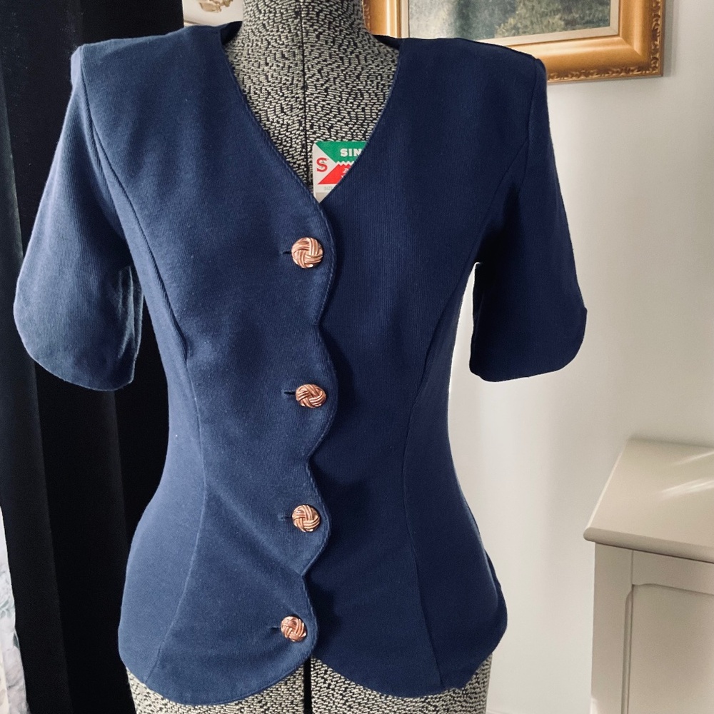 Vintage short sleeve blazer top